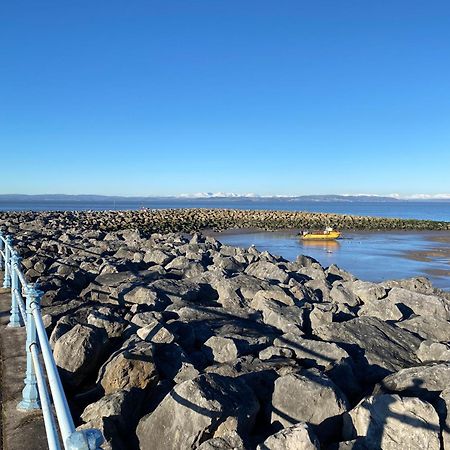 Stylish Apartments Near The Sea Front At Morecambe Хейшем Экстерьер фото